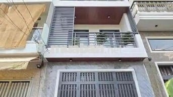 Mặt Tiền Khu HIỀN VƯƠNG, 4 Tấm, 4 x 18m, 5 Phòng Ngủ, 5 wc, sân Thượng
