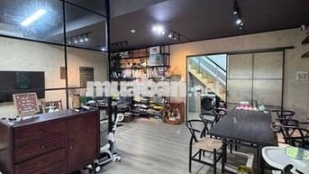 mặt bằng kinh doanh có lề rộng