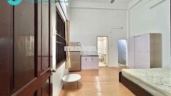 STUDIO FULL NỘI THẤT CỬA SỔ THOÁNG KHU SÂN BAY