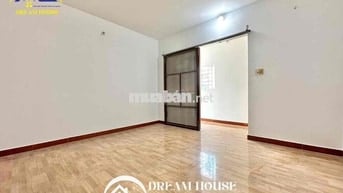 Phòng Trọ Nhỏ Gọn, Chỉ Tính Điện Gần Cao Đẳng Y Dược