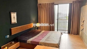 NHÀ PHỐ 4PN NỘI THẤT ĐẸP THANG MÁY