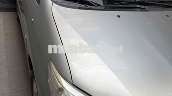 Toyota Innova 2.0 E 2012 Số sàn Bạc