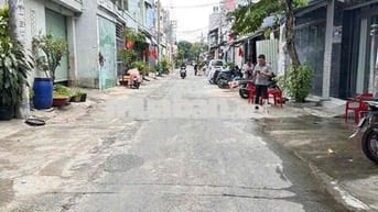 nhà hẻm xe tải đường lê Văn Quới 84 m2 phù hợp chứa hàng kd onl