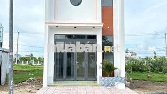Nhà trệt lầu mới hoàn thiện tại Kdc Đông Phú TP Cần Thơ hỗ trợ vay 