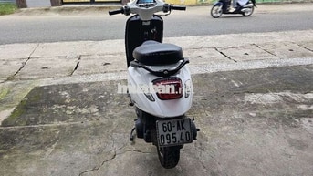 Vespa 50cc Trắng Máy zin