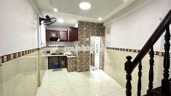 Nhà mới đẹp xinh, 2pn, dt sử dụng 75m2, 3tầng  chỉ 8tr