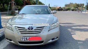 Toyota Camry Nhập khẩu Vàng cát Dưới 5km/ngày