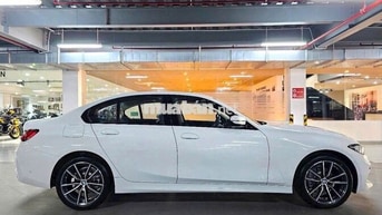 NEW BMW 320i sport line 2025