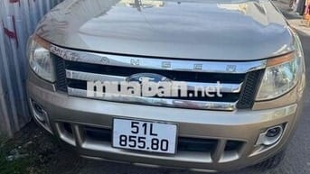 Ford Ranger số sàn 2 cầu XLT
