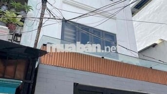 Nhà Đẹp 496 Dương Quảng Hàm 2PN 3WC Sẵn 3 máy lạnh 16tr