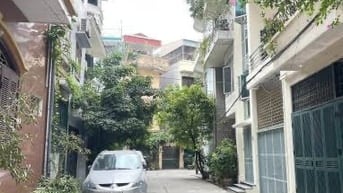 Căn góc SIÊU HIẾM P/Lô Trần Đại Nghĩa vỉa hè oto tránh dt 40m mt 4,6m