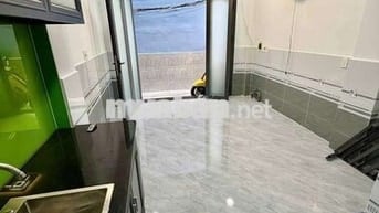 cho thuê nhà nguyên căn 2 máy lạnh mới 