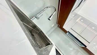 Nhà xây dựng bàn giao mới , vị trí trung tâm