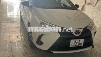 Toyota Vios E 1.5 Số sàn 2022 Trắng