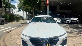 VinFast Lux A2.0 Base 2022 Trắng Tự động