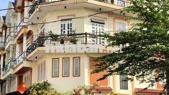 Nhà 2 mặt tiền giá rẻ bán nhanh