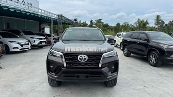 Toyota Fortuner 2022 2.4L 4x2 AT dầu tự động