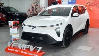 Vinfast MPV 7 Trắng Ô tô điện