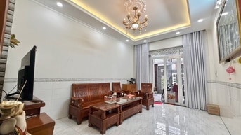 Bán nhà đẹp bên sông Phạm Văn Đồng - 3 tầng 4PN - ở ngay - chỉ 8.8 tỷ