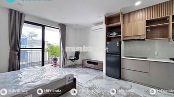 CỰC HOT 1 PHÒNG NGỦ BAN CÔNG FULL NỘI THẤT TIỆN NGHI NGAY TRUNG TÂM