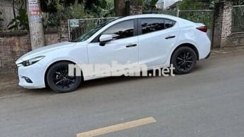 Mazda Mazda 3 2017 Trắng 10825 km