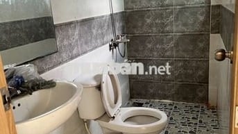  P.10, Q. Tân Bình. Cho thuê nhà vừa ở và kd, hàng online mang đi