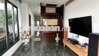 ✅NHÀ ĐƯỜNG SỐ P TÂN QUY- Dt 7x20m.Trệt lầu. 5pn. Full nội thất cao câp