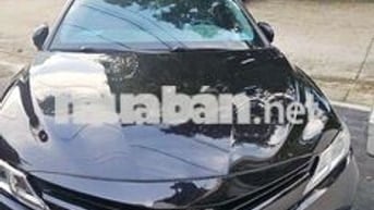 Toyota Camry 2.0G 2019 Đen