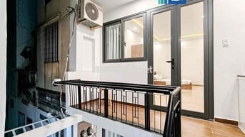 STUDIO TÁCH BẾP BAN CÔNG NGAY NGÃ 4 PHÚ NHUẬN - HAONDG VĂN THỤ