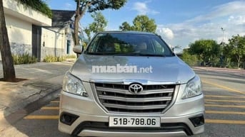 Toyota Innova 2.0E 2016 Số Sàn Bạc