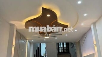 Cho thuê nhà 5 tầng, 5PN đường HẢI HỒ, Hải Châu_ Giá 27tr còn bớt