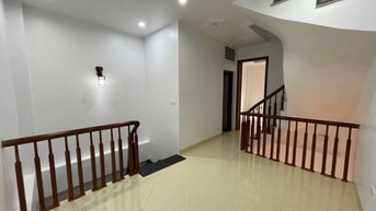 ( Hiếm) Bán nhà 34m2 x4, 2 mặt thoáng. giá bán tháng 8 : 6,x tỷ 