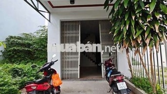 cho thuê nhà tại CTY 8 4pn giá rẻ