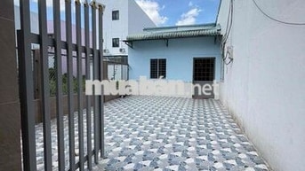 Nhà nguyên căn 5x16m kdc Hồng Loan