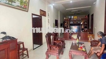 Cho thuê nhà mái thái sân vườn, Tổ 42, Khu Phố 9, Tân Phong, Biên H