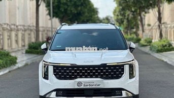 Kia Carnival Signature 2024 Trắng 7 chỗ 12.000 km