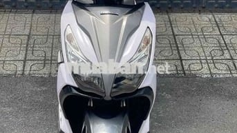 Honda Airblade Fi Trắng biển số thành phố