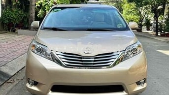 Toyota Sienna Limited 2012 Vàng cát 81000 km