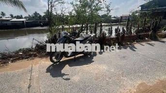 Bán hơn 415m² đất đã lên toàn bộ Thổ Cư (full Thồ Cư), lộ ôtô cặp sông