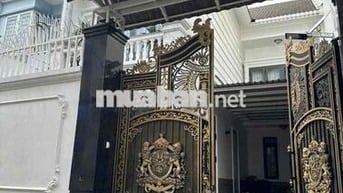 NHÀ RỘNG ( GARA XE HƠI ) TRỆT LẦU 3PN 3WC. NỘI THẤT SẴN