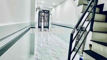 nhà bán, shr chính chủ. trục đường Tạ Quang Bửu Q8. chỉ hơn 2t