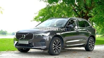 Volvo XC60 B6 2023 Xám Titan Nhập khẩu