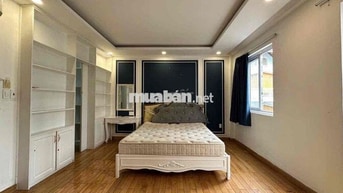 Cho thuê căn hộ Studio Ban công Q1 gần chợ Bến Thành, Bùi Viện