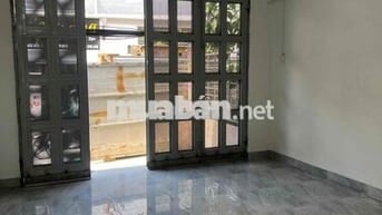 Nhà mặt tiền hẻm xe tải 6 triệu còn bớt