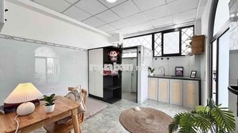 [GIÁ RẺ] PHÒNG BAN CÔNG GẦN VĂN LANG, CÔNG NGHIỆP, NGUYỄN TẤT THÀNH