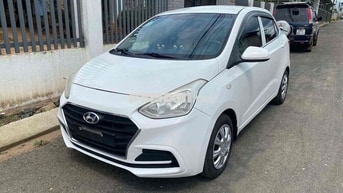 Hyundai i10 2017 1.2MT Base Trắng