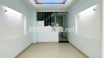 Đình Nghi Xuân. Quận Bình Tân (3pn, 3wc). hẻm xe hơi. Dtsd 192m2