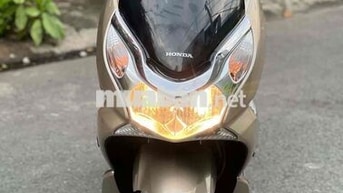 Honda PCX  2010 màu vàng nhạt nhấp mới 95 %