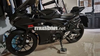 Suzuki GSX Đen 14.880 km