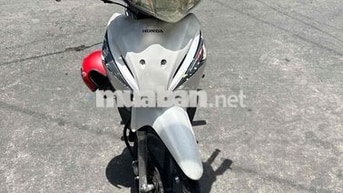 Honda Wave RS Trắng-Đen